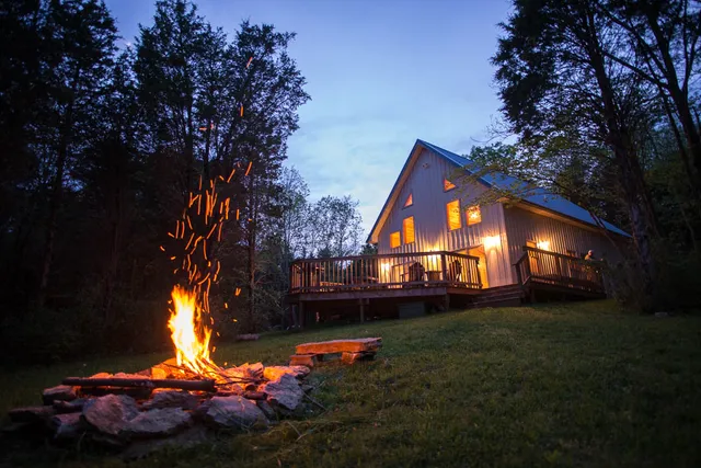 Hopewell Croft Cabin