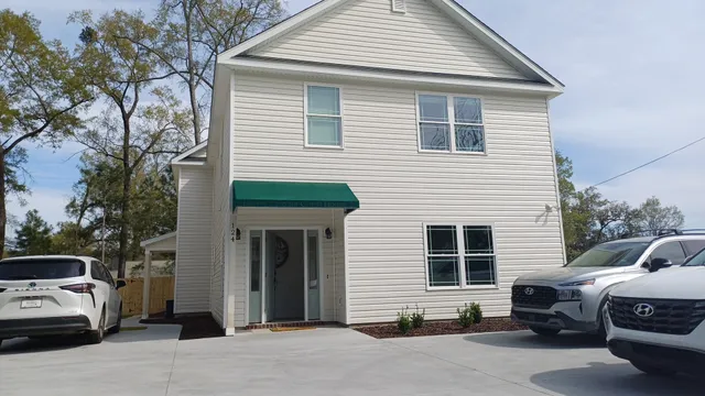 Home 2 Home Guesthouse