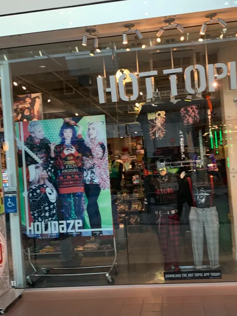 Hot Topic