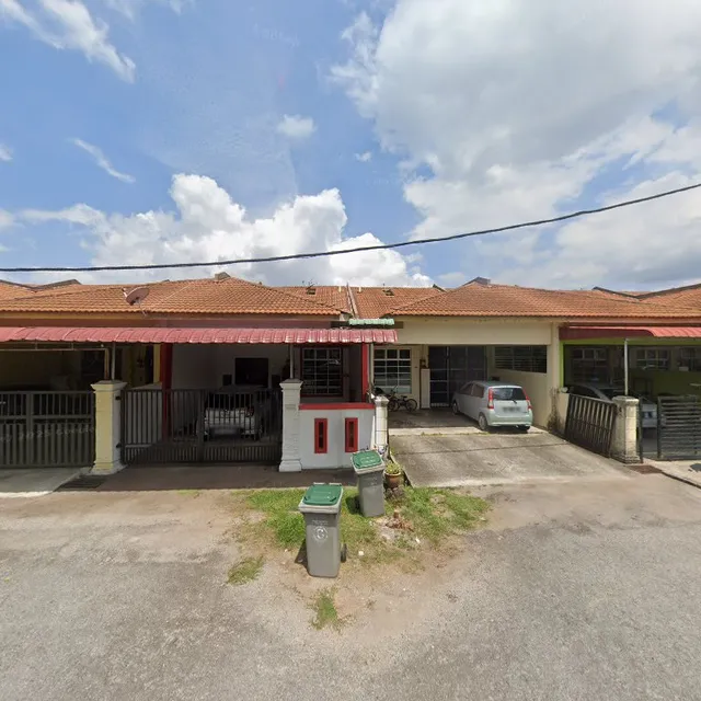 Medina Homestay - Pengkalan Balak