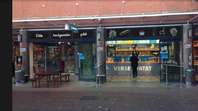 Bram Ladage Verse Patat- Vlaardingen