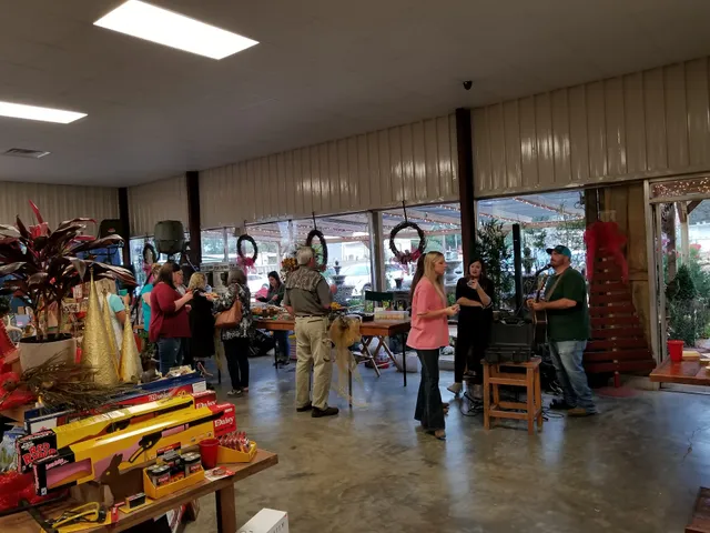 Davis Feed & Farm Supply