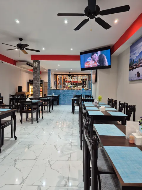 Indian Masala Restaurant: Best Food In HuaHin Night Market