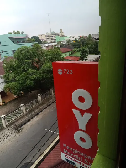 OYO 723 Penginapan Nia Mandiri Syariah