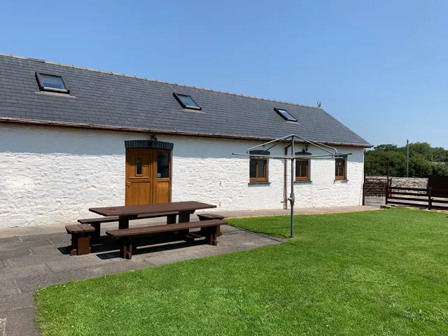 Laugharne Barns - Self catering accommodation (Disabled friendly)