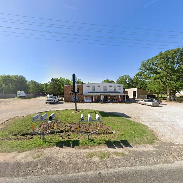 Richland Chambers Hardware