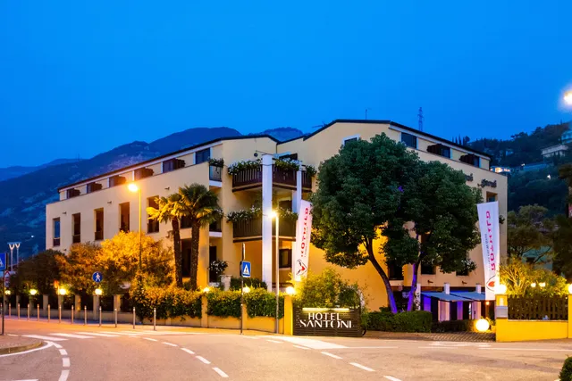 Hotel Santoni