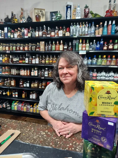 SUNSET Wine & Spirits