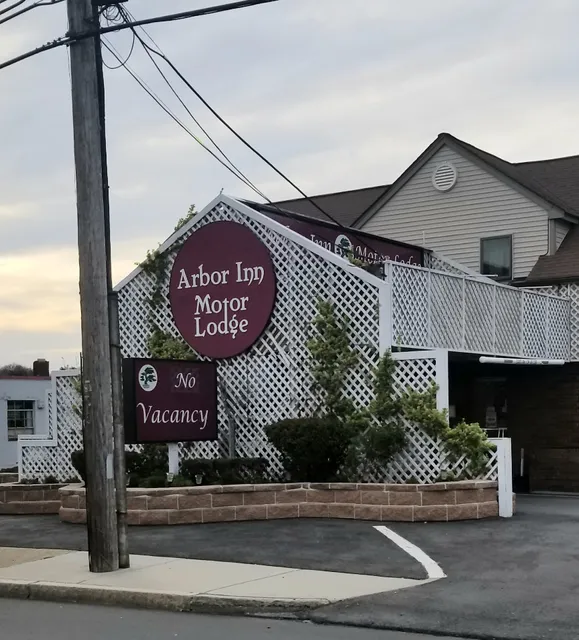 Arbor Inn Motor Lodge