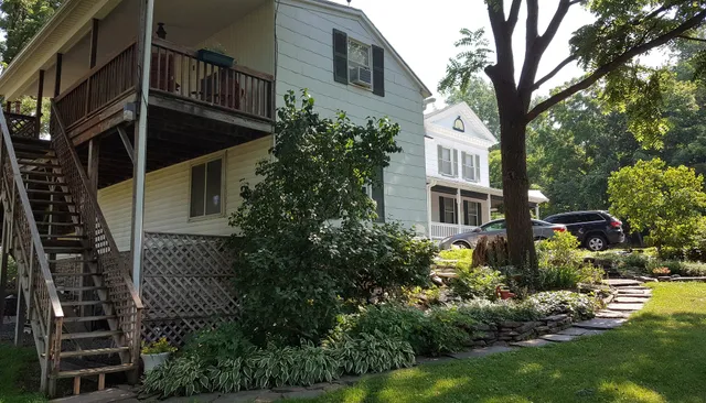 Cottage Views Bed & Breakfast