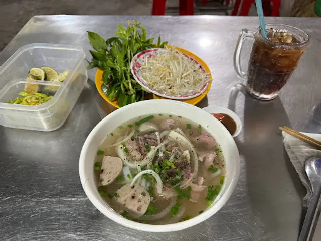 Quán Phở Bò Đảm