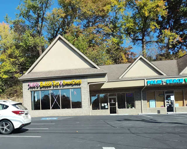 Julie's Bubble Tea & Smoothies