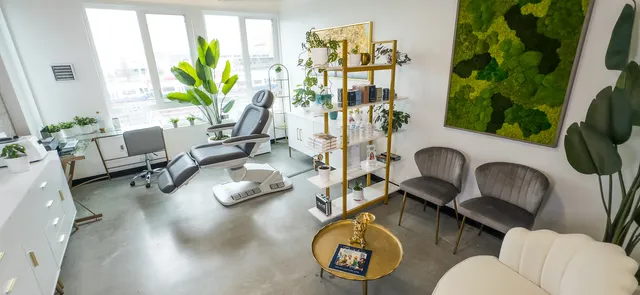 La Clinique Aesthetics