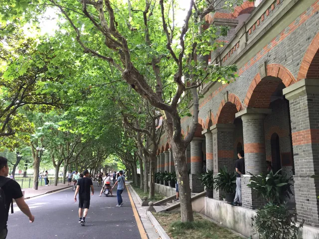 交通大学研究生食堂