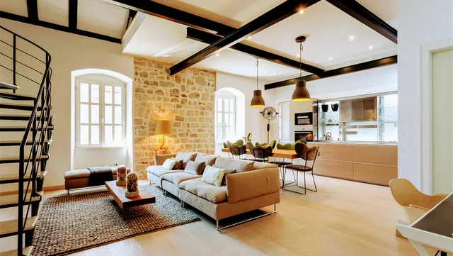 OLD TOWN LUXURY HOUSE