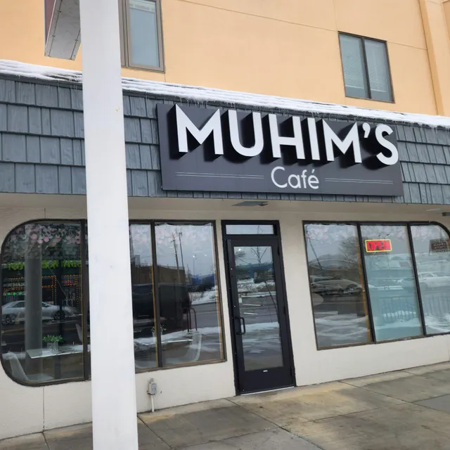 Muhim’s Café