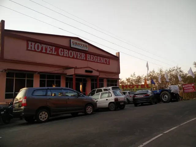 Hotel Grover Regency - Naina Devi