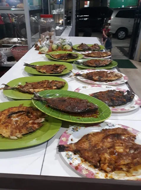 Warung Makan Lestari