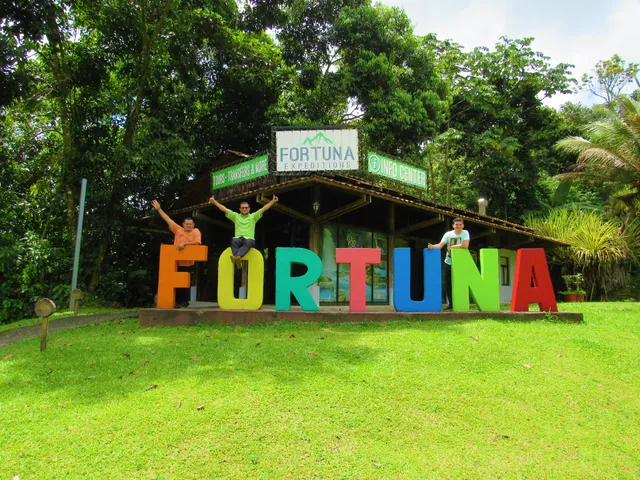 FORTUNA EXPEDITIONS: Tours, Transfers & Info Center