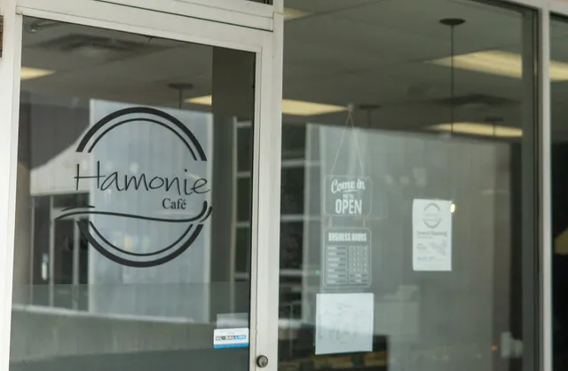 Hamonie Café & Restaurant