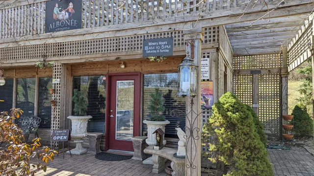 Albonee Country Inn & Winery