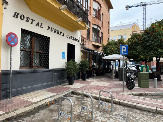 Bounce Luggage Storage - Hostal Puerta Carmona