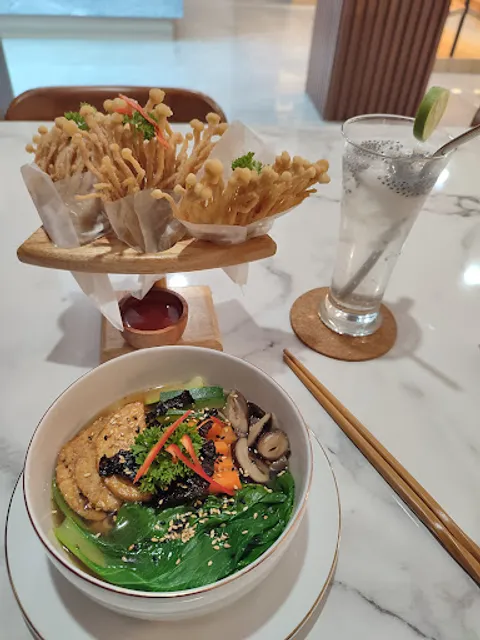 Plant Based Cafe & Restaurant Vegan