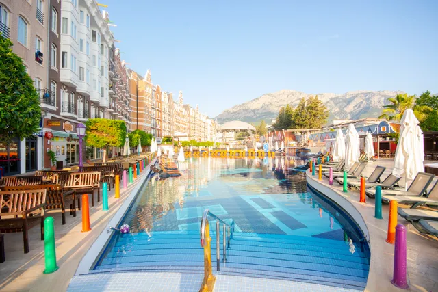 Orange County Resort Hotel