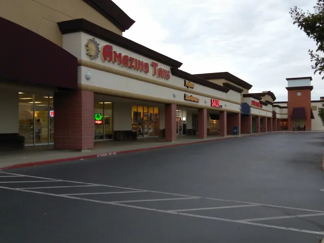 Crestview Village Shopping Center