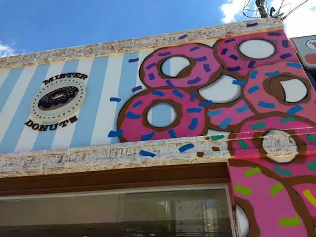 Mister Donuts - Santana