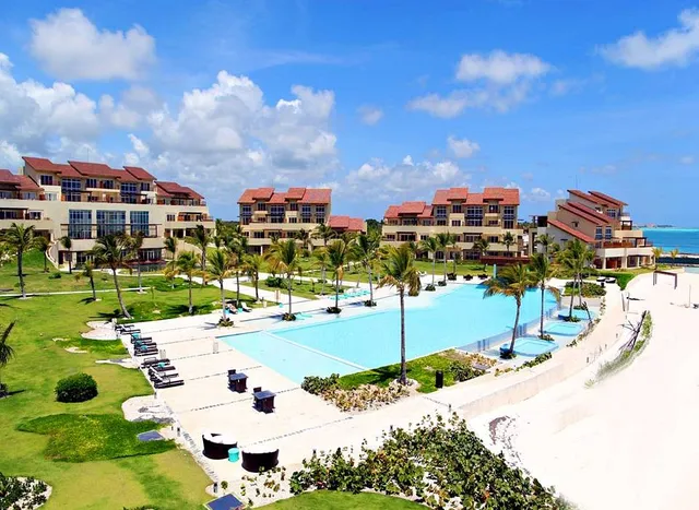 Del Mar by Joy Resorts