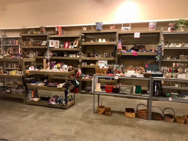 Davis Oklahoma Animal Volunteers Thrift Store