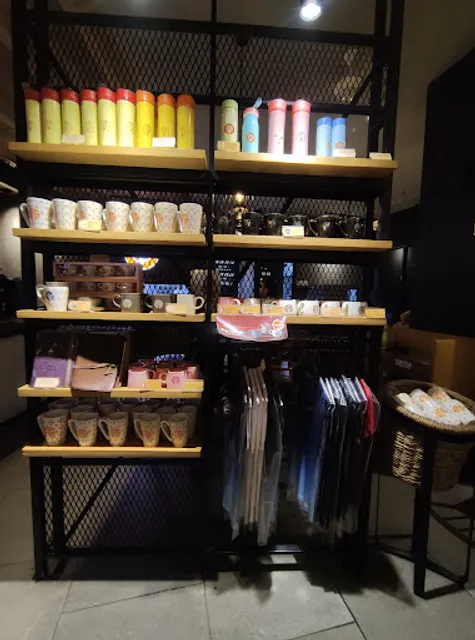 J.CO Donuts & Coffee