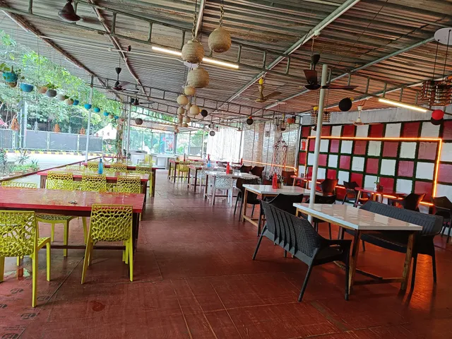 Famous Seafood Restaurant