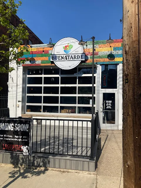 Buenatarde Tequila y Mezcal