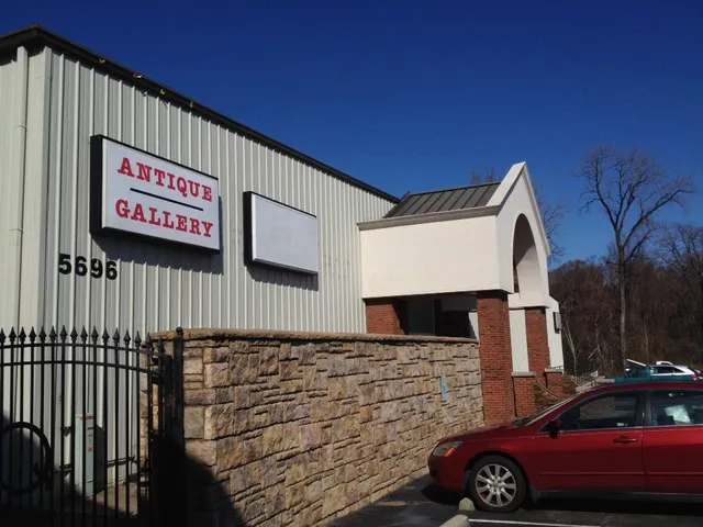 Antique Gallery