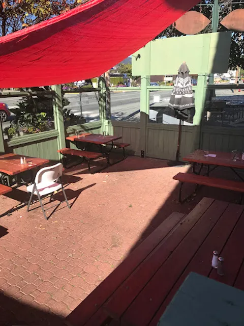 Bare Bones Fish House & Smokery