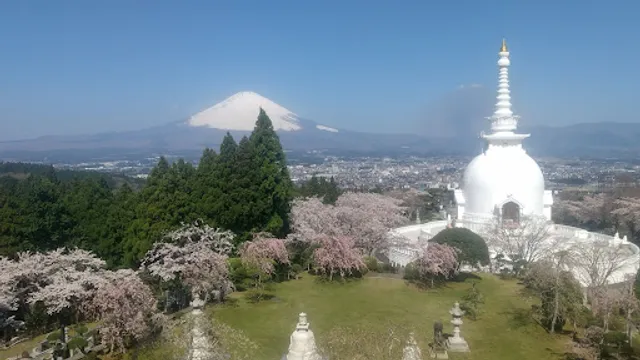 Fuji Stupa