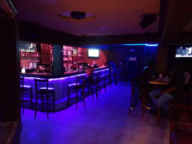 Sol Y Luna Restaurant & lounge