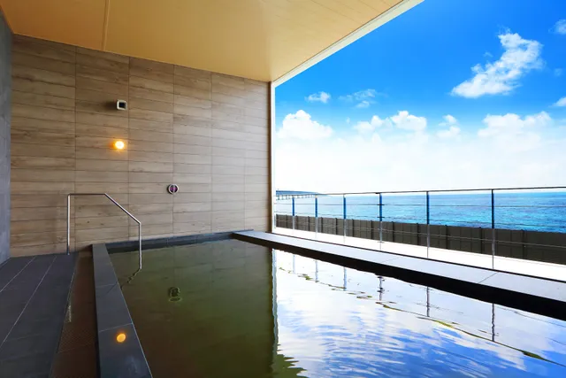 Natural hot spring Senshu no Yu Kansai Airport