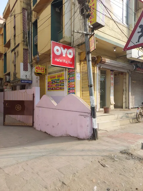 OYO 88563 Raj Hotal