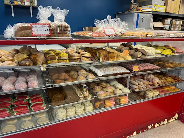 Lake LA Bakery & Panaderia