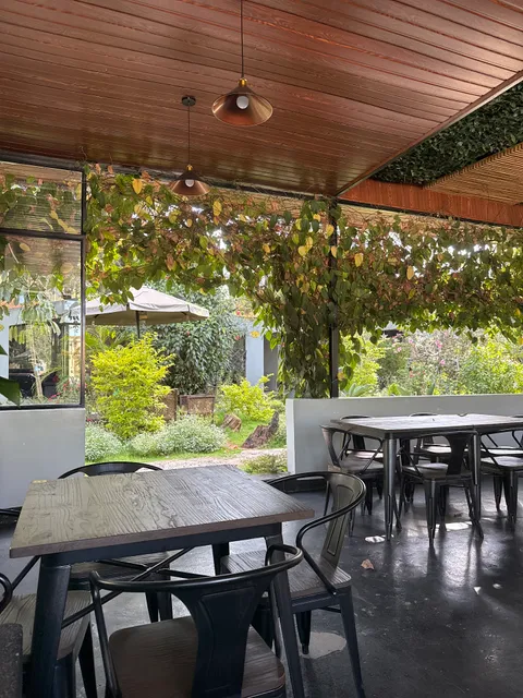 Hooyos Kitchen & Poetry