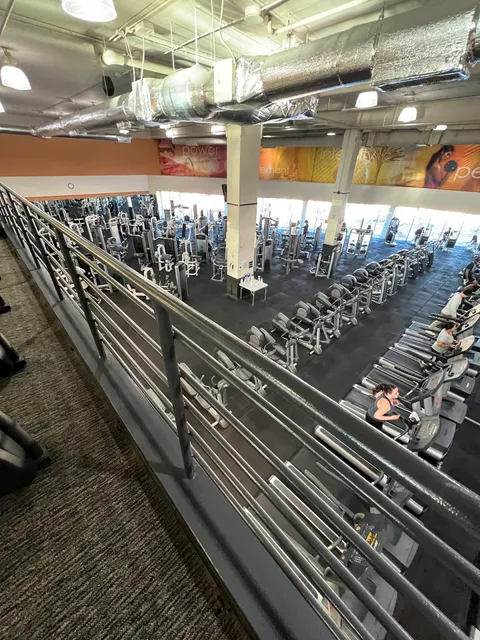 LA Fitness