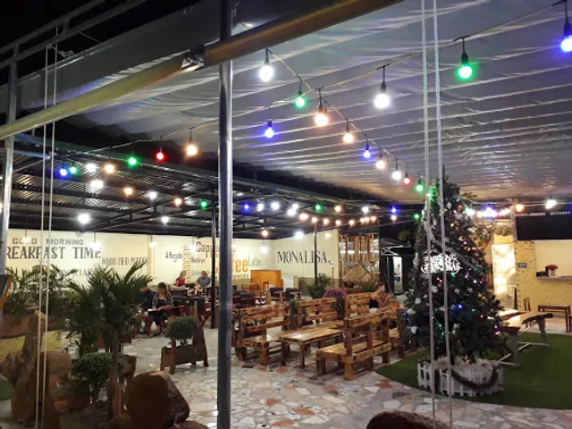 Monalisa Bar & Restaurant