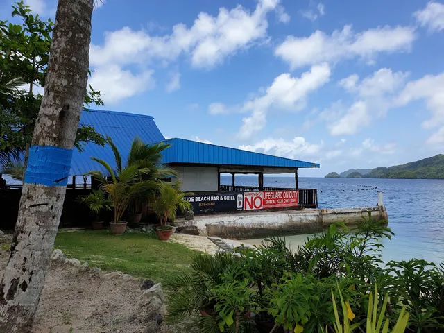 Riptide Beach Bar & Grill