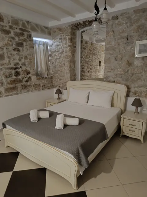 NJ Corfu Liston Apartments