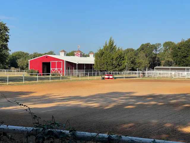 Aubrey Park Equestrian