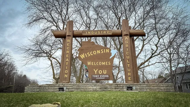 Wisconsin Welcome Sign
