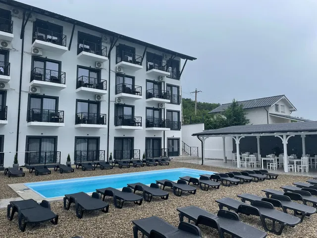 Pensiunea Nobless Eselnita